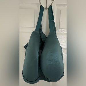 Cacique Cross-Back Bra - Size 50DDD